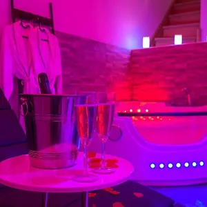 - Romantique Avec Privatif Appartement Le Puy-en-Velay